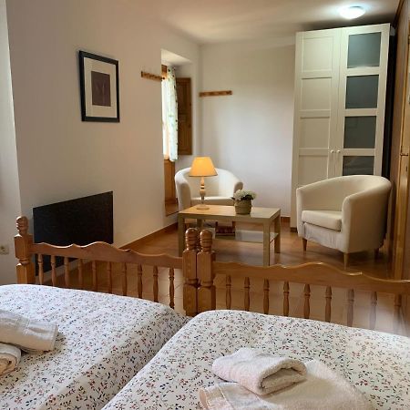 Casa Rural Laguarta - Restaurante Konuk evi Dış mekan fotoğraf