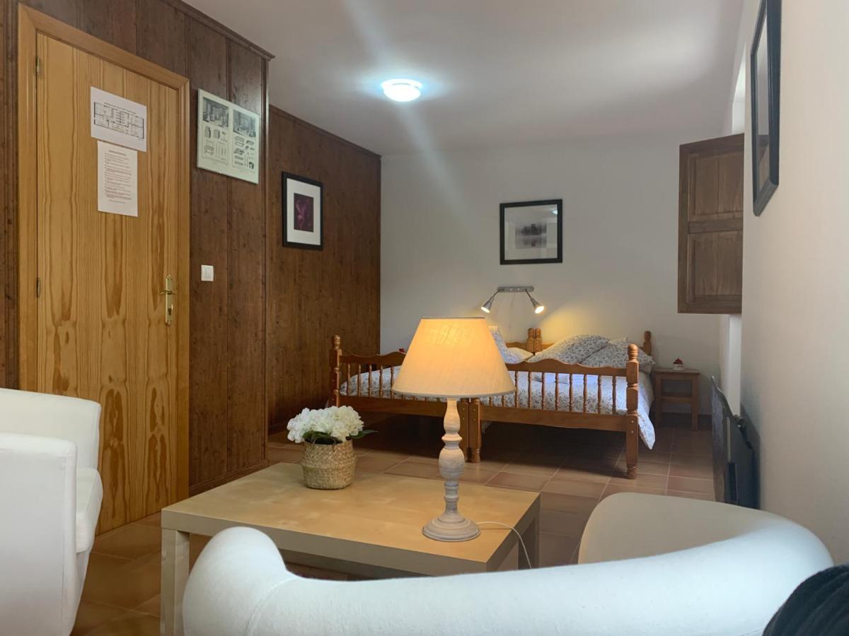Casa Rural Laguarta - Restaurante Konuk evi Dış mekan fotoğraf